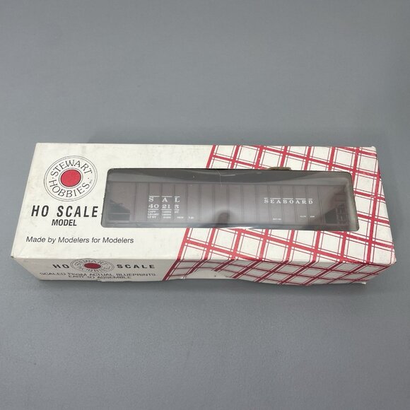 Stewart Hobbies HO Seaboard SAL40215 70 Ton 14 Panel Triple Hopper Train Car Kit - Picture 4 of 7